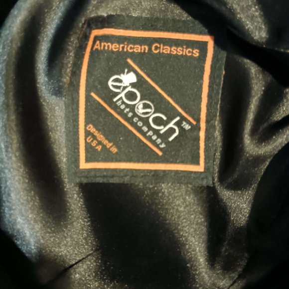 Hat - Picture 6 of 7